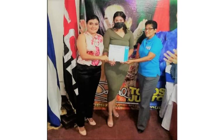 Realizan promociones de cursos tecnológicos en Escuelas de Oficios