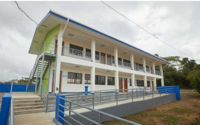 Inauguran centro tecnológico Agropecuario Héroes y Mártires de Asturias