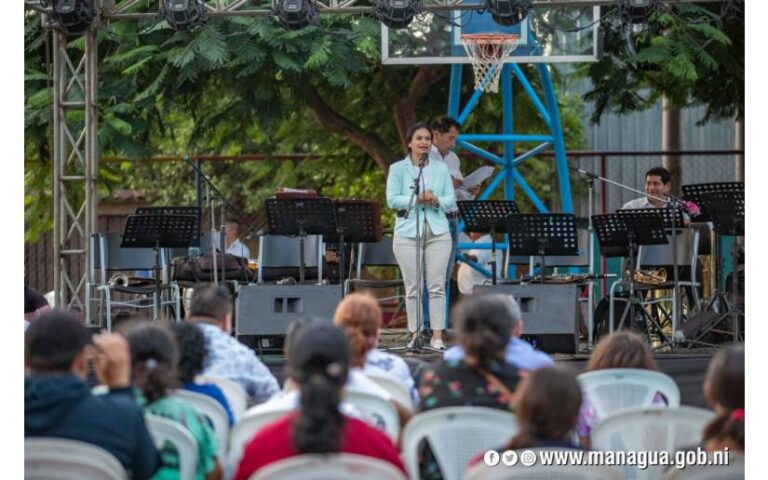 Realizan primera edición de Música y Canto Camilo Zapata