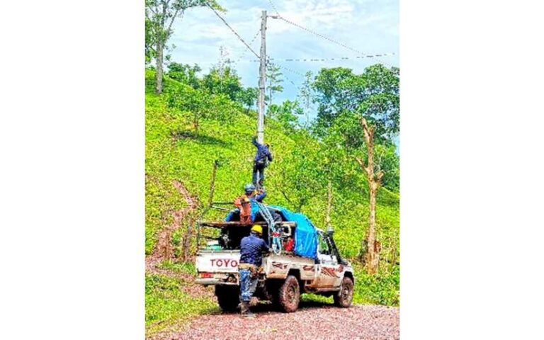 Energía eléctrica llega a tres comunidades de Waslala, Caribe Norte de Nicaragua