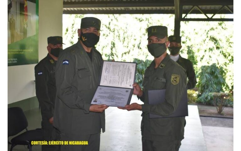 Ejército de Nicaragua realiza ceremonia de graduación