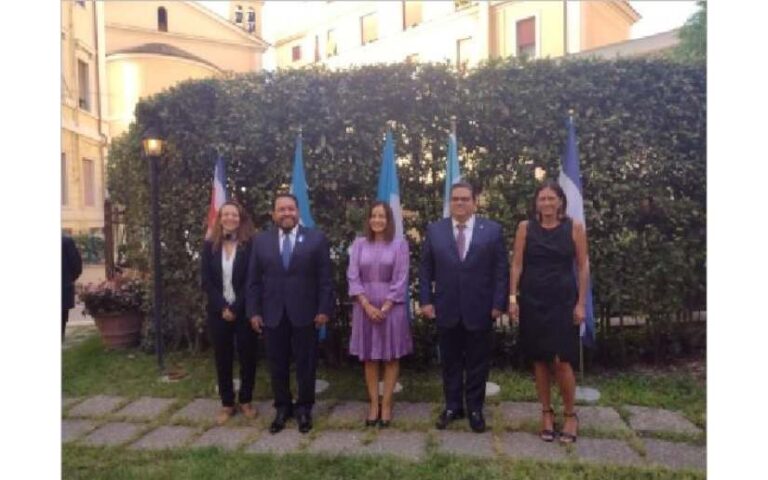 Conmemoramos nuestra Independencia en Italia