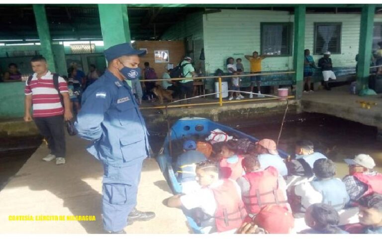 Fuerza Naval brinda protección e inspección a embarcaciones y flota pesquera industrial