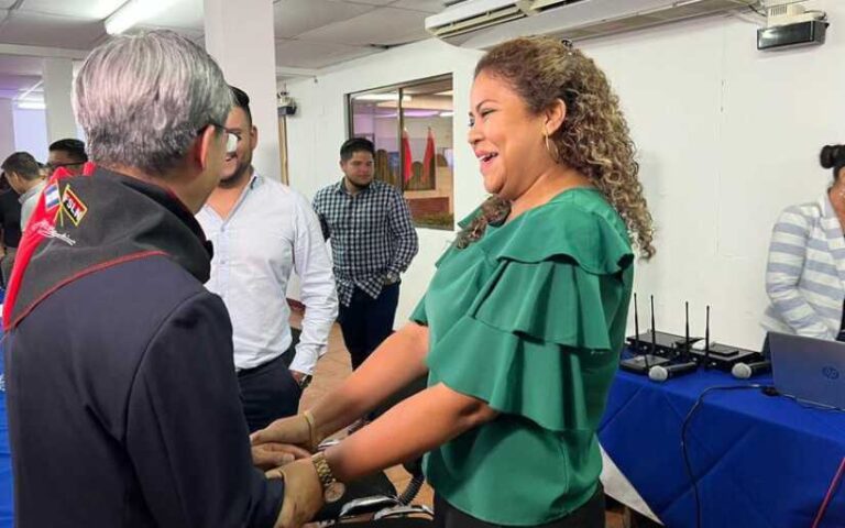 Juventud sostuvo encuentros con delegaciones de China y Vietnam