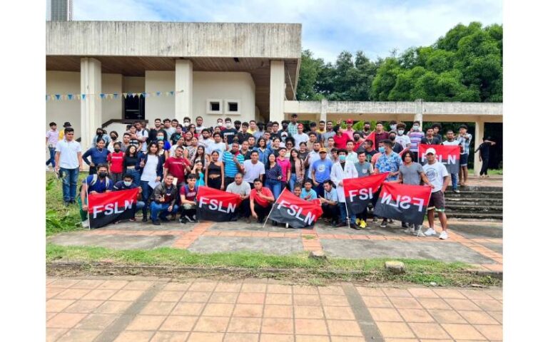 Ministerio de la Juventud se reúne con protagonistas de becas del Caribe