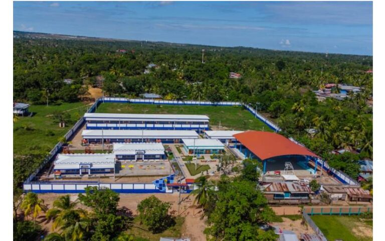 Gobierno de Nicaragua inaugura el Centro Escolar Hermanos Costeños en Bilwi