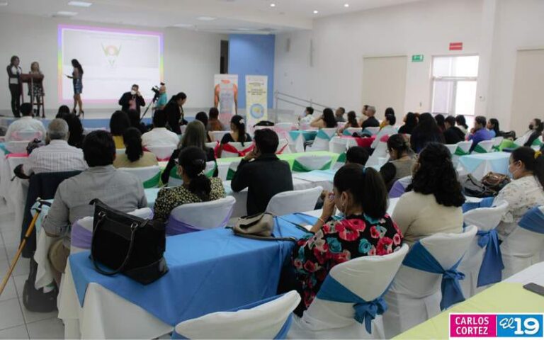 Finaliza curso de auto-cuidado de Medicina Natural