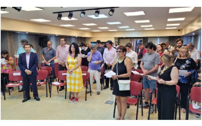 Desde Buenos Aires le canta a la Inmaculada Concepción de María