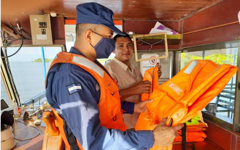 En Granada, se atendió 1 ferri de carga con 68 pasajeros, con ruta acuática al puerto de Altagracia, isla de Ometepe y al puerto de San Carlos, departamento de Río San Juan. Foto: Cortesía
