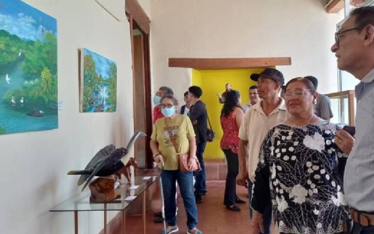 Inauguran espacio para la promoción y comercialización de las artesanías y pinturas