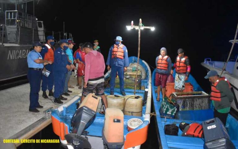 Fuerza Naval realizó búsqueda, salvamento y rescate de embarcación en Chinandega