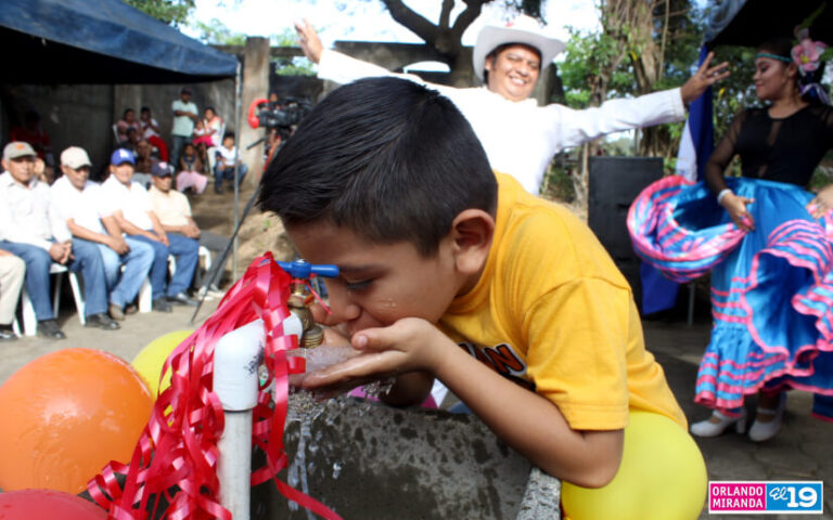 Inauguran Proyecto de Agua y Saneamiento en la comunidad San José de Los Ríos