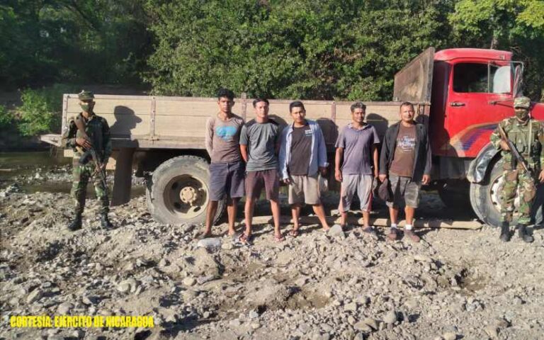 Ejército de Nicaragua realiza ocupación de semovientes y retención de ciudadanos