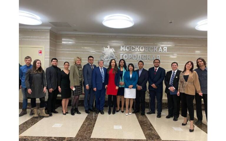 Delegación Nicaragüense visita las instalaciones de la DUMA en Moscú