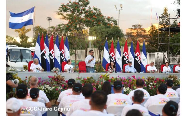 Acto de entrega de Buses Rusos a Cooperativas del Transporte Colectivo (31-01-23)