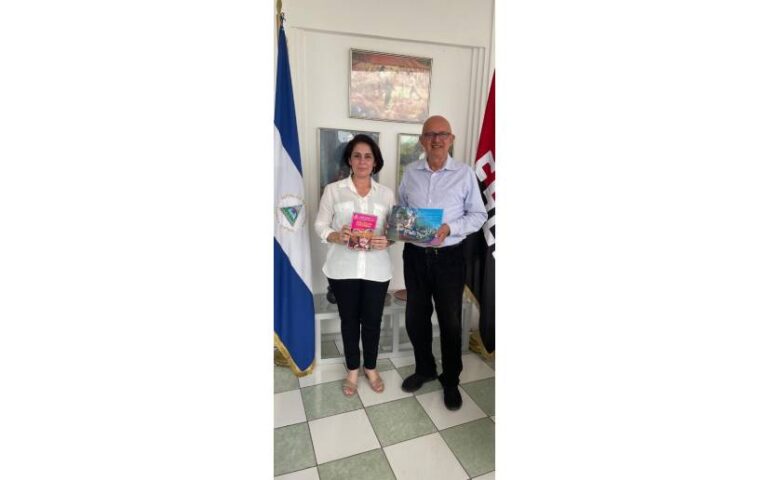 Doctora Eva Martínez experta de UNESCO de visita en Nicaragua