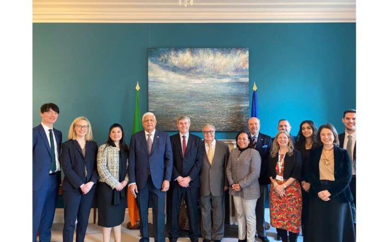 Embajada Nicaragua en Reino Unido visita Cancillería de Irlanda