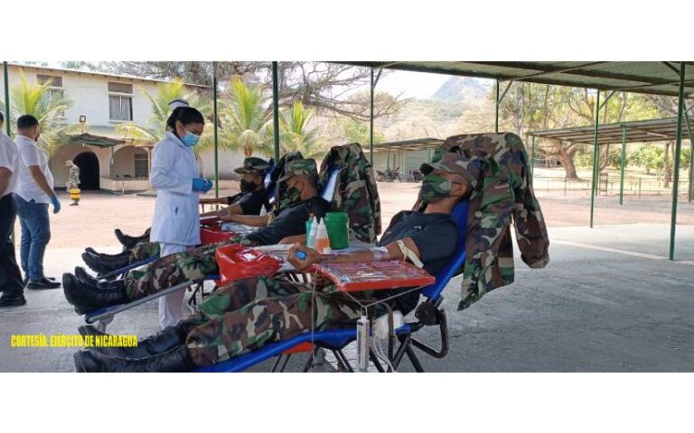 331 efectivos militares realizan jornada de donación de sangre