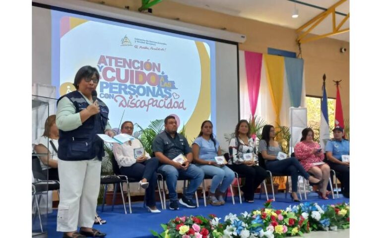 Presentan “Cartilla Especial para Atención a Personas con Discapacidad”