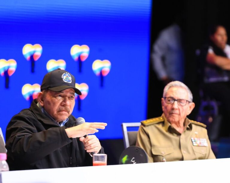 Comandante Daniel en el X Aniversario del paso a la inmortalidad del Comandante Hugo Chávez
