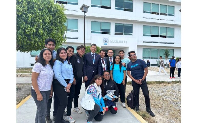 Embajada de Nicaragua visita Benemérita Universidad Autónoma de Puebla, México