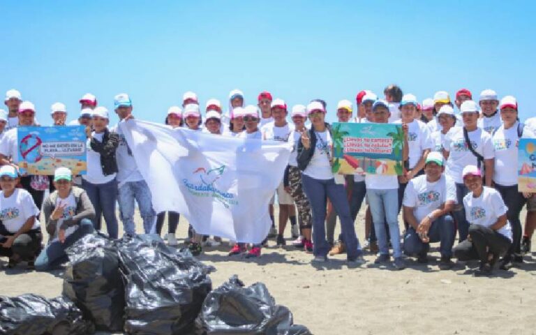 Lanzan jornada de sensibilización de limpieza de costas, playas, ríos, lagos y lagunas