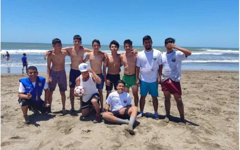 Realizan torneo de fútbol playa con jóvenes veraneantes en Diriamba