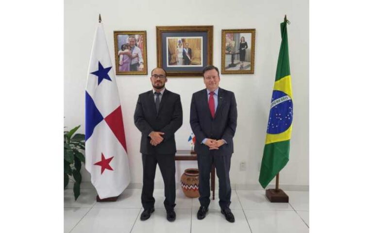 Embajador de Nicaragua se reunió con embajador de Panamá en Brasil