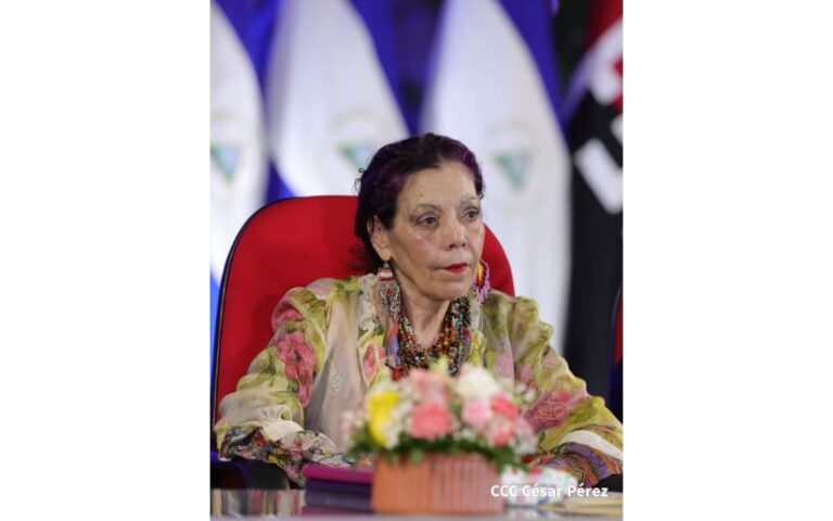 Compañera Rosario Murillo en Multinoticias (14-04-23)