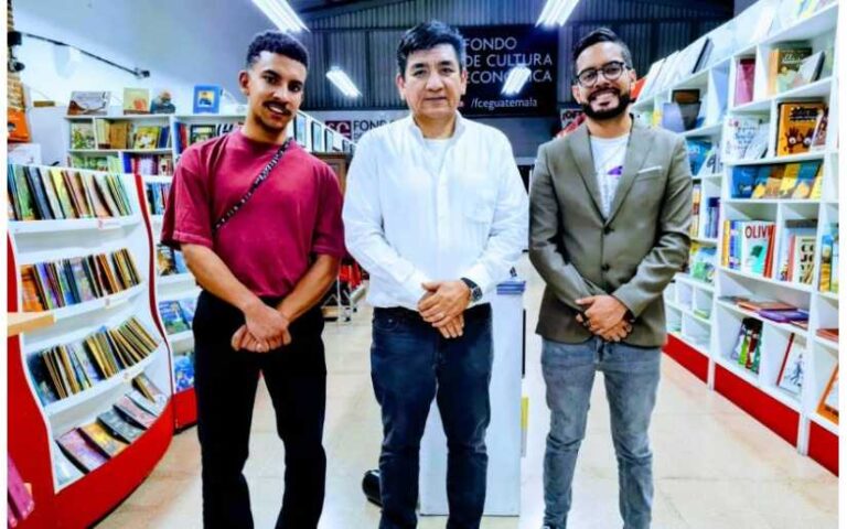 Nicaragua participa en encuentro con el Director del Fondo de Cultura Económica en Guatemala