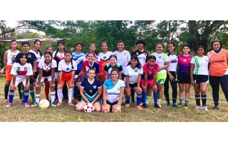 Jóvenes de Siuna y Mulukukú participan en jornada deportiva