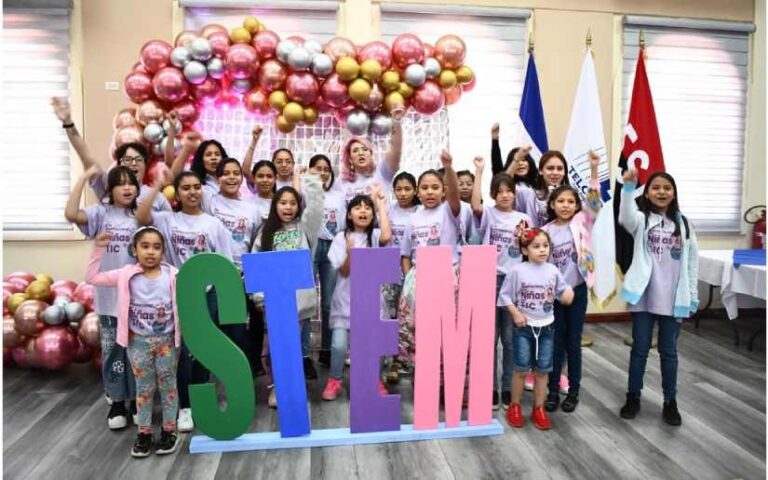 Telcor celebra Día Internacional de las Niñas en las TIC