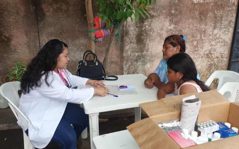 Realizan Feria de la Salud en barrio capitalino