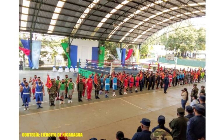 Miembros del Ejército de Nicaragua participan en inauguración del XX Campeonato de Boxeo