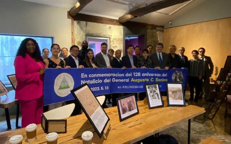 Embajada en Corea celebran el 128 aniversario del natalicio del General Sandino