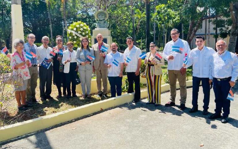 Conmemoran legado del General Sandino en la Universidad Autónoma de Santo Domingo