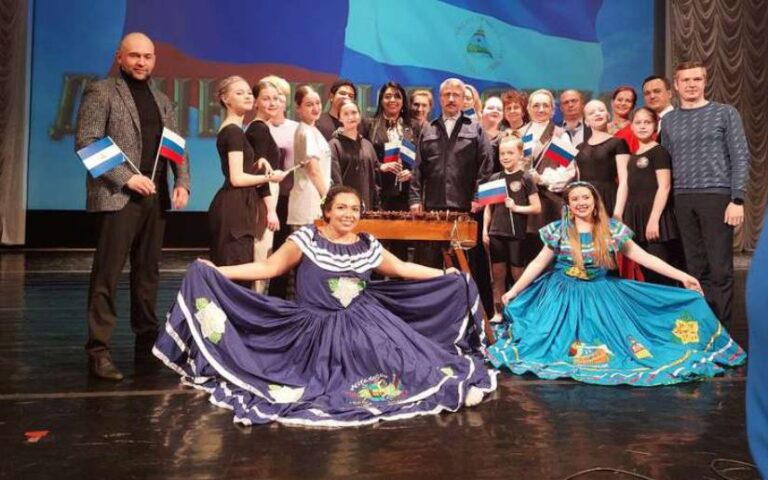 Augusto C. Sandino con un “Día de la Cultura Nicaragüense”, en el Palacio de la Cultura de Kronstadt.