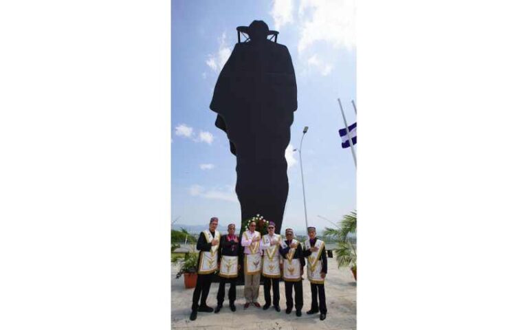 Sandino, su dimensión infinita humanística, digna y patriótica