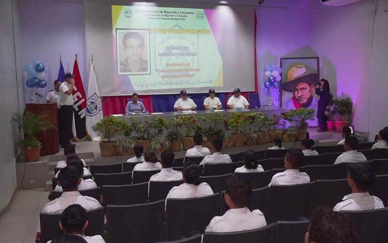 Culmina curso de entrenamiento para aspirantes a oficiales