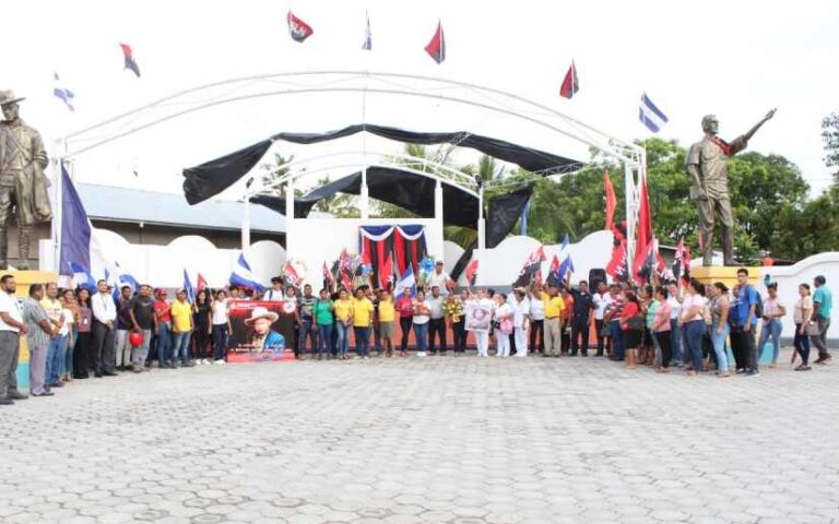 Conmemoran 44 aniversario de los héroes y mártires de La Rampla, Rosita