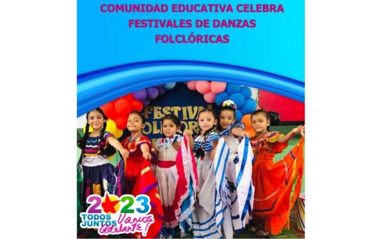 Comunidad educativa celebra festivales de danzas folclóricas