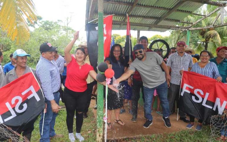 Inauguran sistema de agua en la comunidad Juan José Quezada de Nueva Guinea