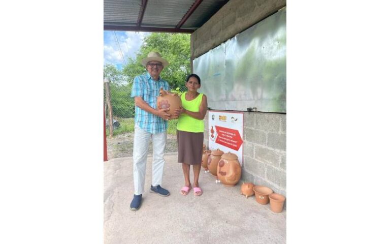 Realizan visita a mujeres artesanas de la comunidad La Naranja, Estelí