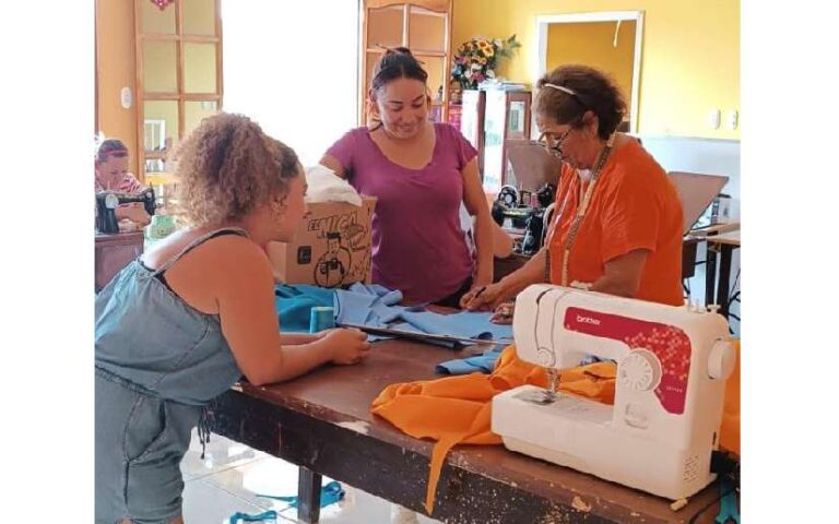Escuelas de Oficios desarrollan 570 cursos en todo el país