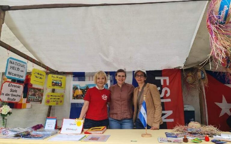 Embajada de Nicaragua participa en “Fiesta de Solidaridad” en Berlín