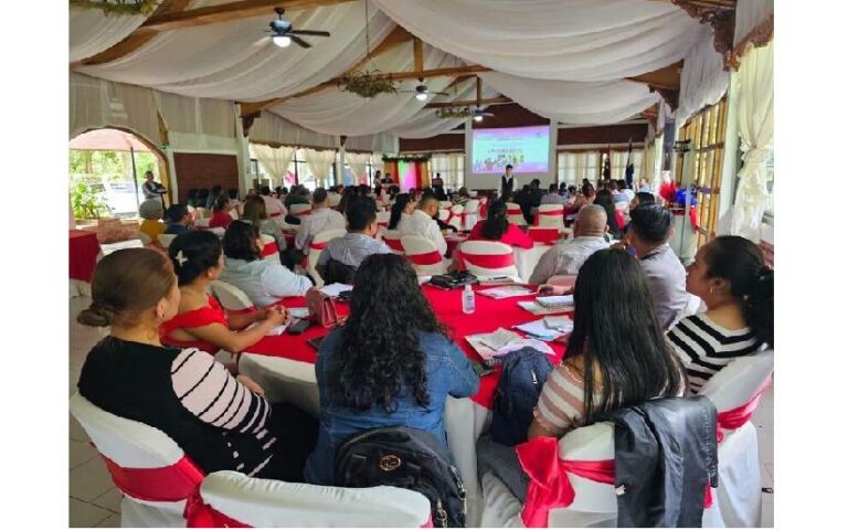 Realizan Simposio para el fortalecimiento de la atención a las embarazadas en Matagalpa
