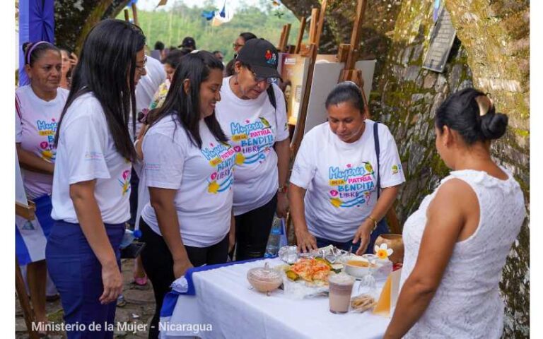 Realizan Festival Cultural con Mujeres Líderes, estudiantes y familias en Nicaragua