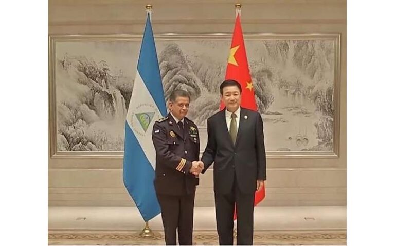 Primer Comisionado Francisco Díaz Madriz se reúne con Ministro de Seguridad de China
