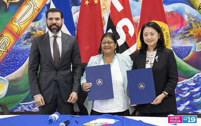 Nicaragua firma Memorándum de Entendimiento con la República Popular de China