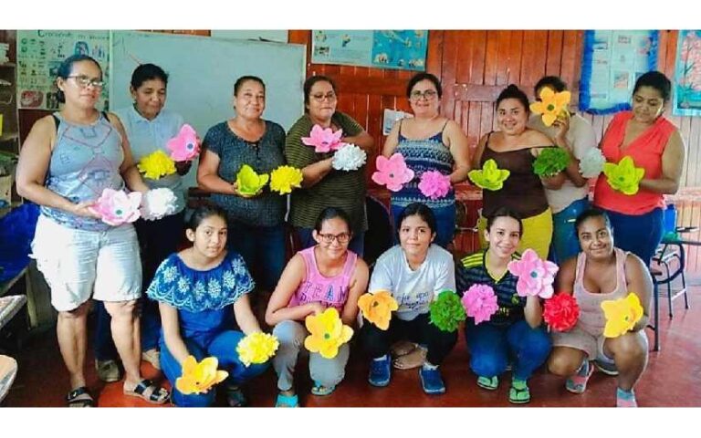 Escuelas Municipales de Oficio registran una matrícula de 30 mil estudiantes